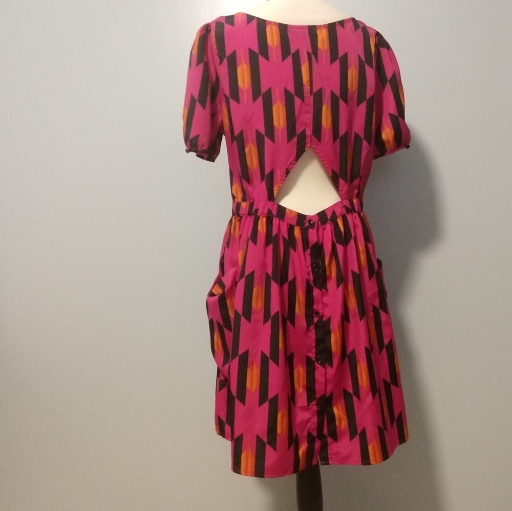 Allen Schwartz Keyhole back button down dress - Picture 7 of 8